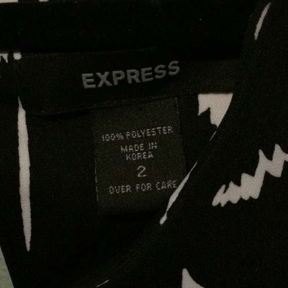 Express Black and White Floral Dress - Picture 6 of 7